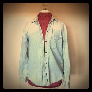Old navy chambray button down shirt